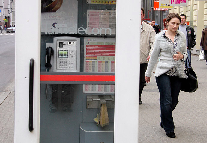 Telefonu būdiņās